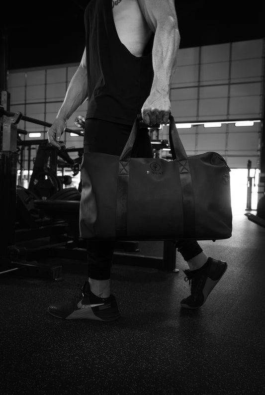 TRIDENT gym bag front close up detail view
