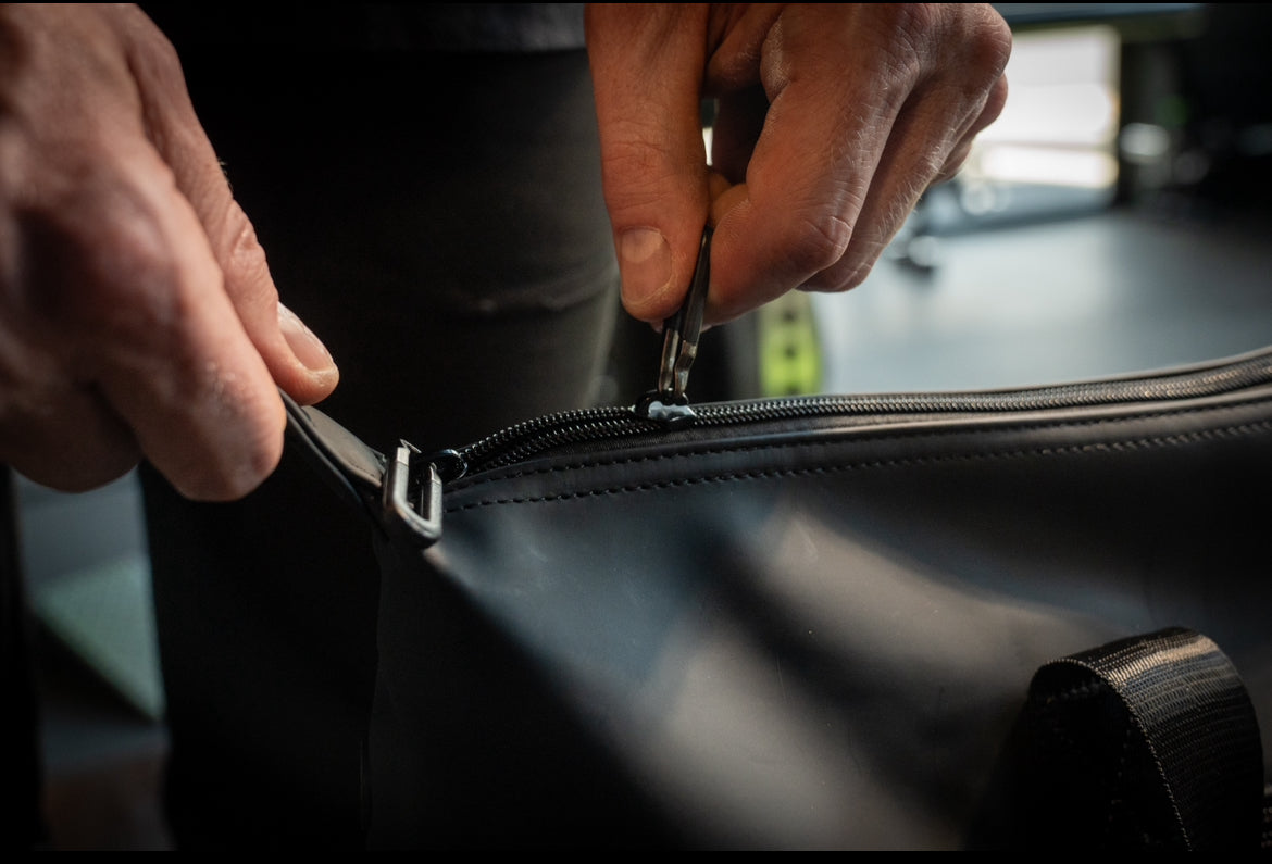 Gym bag close up zipper